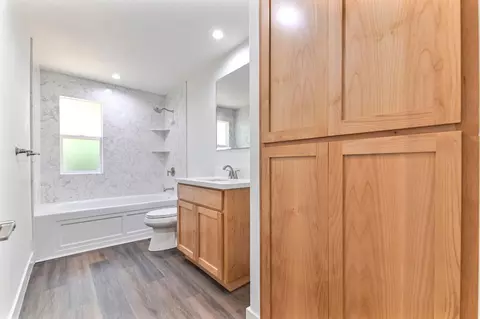 Bath - 830 Sheep Ranch Rd, Murphys, CA 95247 photo 4 of 8