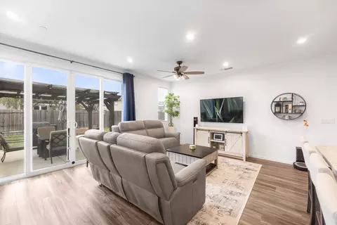 Other - 1552 Egyptian Way, Olivehurst, CA 95961 photo 4 of 9