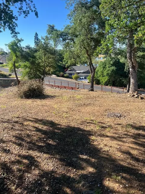 21 Verdin Ct, Wallace, CA 95254