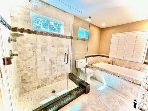 Bath - 3837 Marigold Ln, Modesto, CA 95356 photo 4 of 6