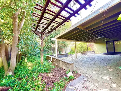Exterior - 3837 Marigold Ln, Modesto, CA 95356 photo 5 of 15
