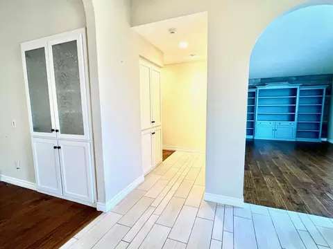 Entry Way - 3837 Marigold Ln, Modesto, CA 95356 photo 2 of 2