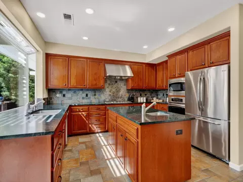 2728 Emerald Bay Dr, Davis, CA 95618 photo 14
