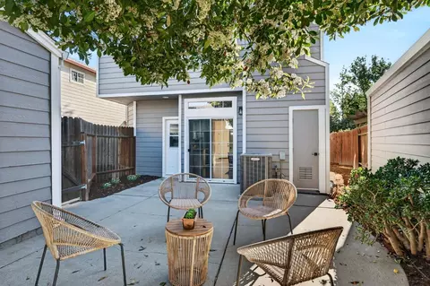 1308 Farragut Cir, Davis, CA 95618 photo 27
