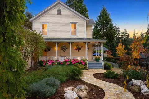 990 Thompson Way, Placerville, CA 95667