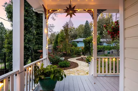 Exterior - 990 Thompson Way, Placerville, CA 95667 photo 7 of 28