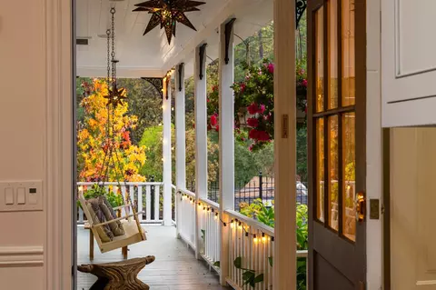 990 Thompson Way, Placerville, CA 95667