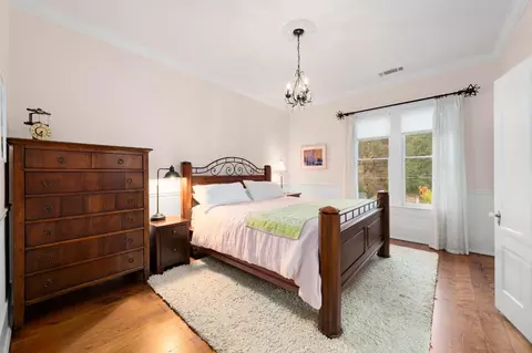 Bedroom - 990 Thompson Way, Placerville, CA 95667 photo 1 of 3