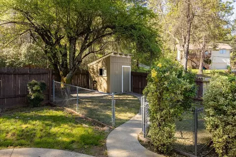 Exterior - 11146 Ragan Way, Grass Valley, CA 95949 photo 8 of 11