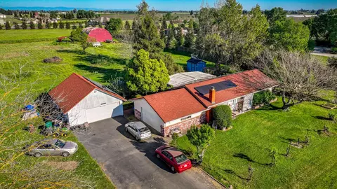 23404 N Bruella Rd, Acampo, CA 95220
