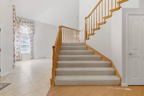 Entry Way - 1703 Egret Dr, Tracy, CA 95376 photo 3 of 4