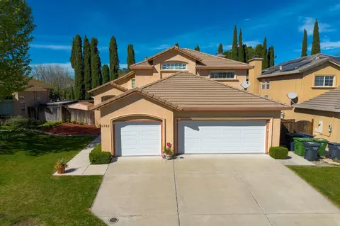Exterior - 1703 Egret Dr, Tracy, CA 95376 photo 8 of 10