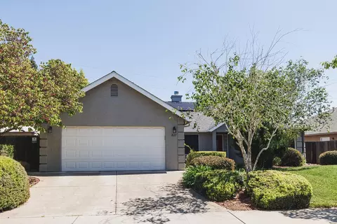 827 Coit Tower Way, Chico, CA 95928