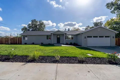 6838 Grant Ave, Carmichael, CA 95608