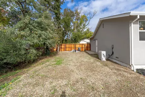 Exterior - 6838 Grant Ave, Carmichael, CA 95608 photo 9 of 14