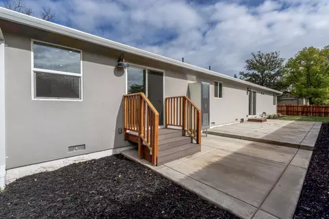 Exterior - 6838 Grant Ave, Carmichael, CA 95608 photo 7 of 14