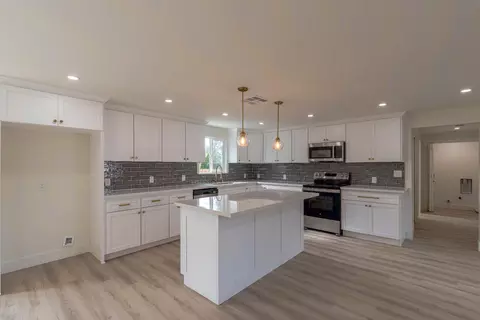 Kitchen - 6838 Grant Ave, Carmichael, CA 95608 photo 3 of 8