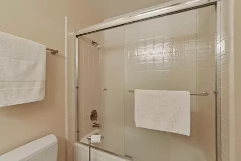 Bath - 3600 Coye Oak Dr, Modesto, CA 95355 photo 2 of 4