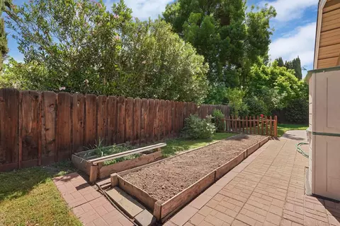 Exterior - 3600 Coye Oak Dr, Modesto, CA 95355 photo 6 of 18