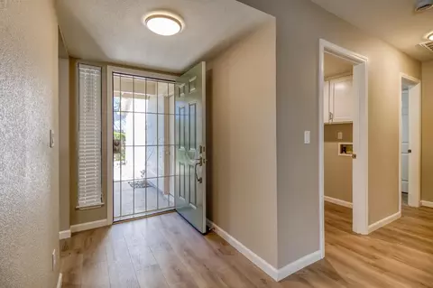 Entry Way - 2204 Orchard Park Way, Modesto, CA 95355 photo 1 of 3