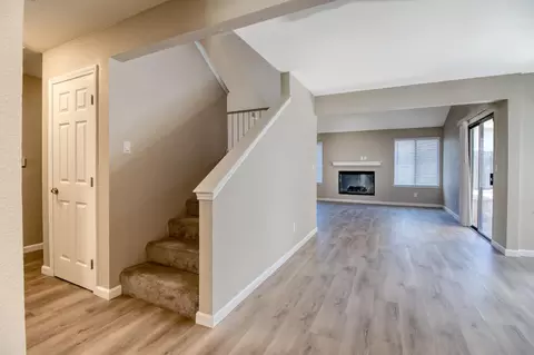 Entry Way - 2204 Orchard Park Way, Modesto, CA 95355 photo 2 of 3