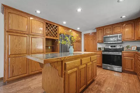 Kitchen - 22401 Shake Ridge Rd, Volcano, CA 95689 photo 5 of 8