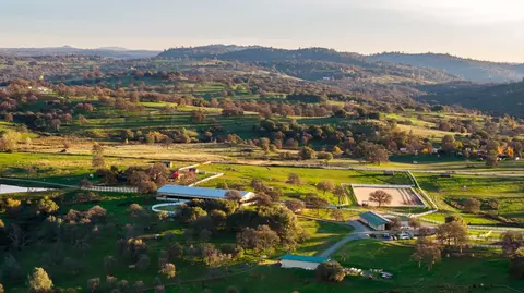 20945 Bear Hollow Rd, Grass Valley, CA 95949