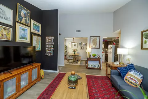 Living - 3400 Sullivan Ct #272, Modesto, CA 95356 photo 6 of 6