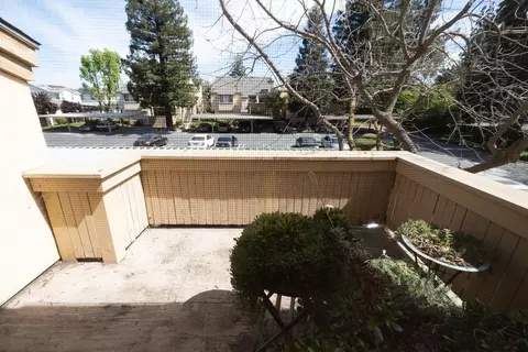 Exterior - 3400 Sullivan Ct #272, Modesto, CA 95356 photo 6 of 8