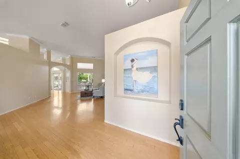 Entry Way - 2100 Paramont Way, Modesto, CA 95355 photo 1 of 2
