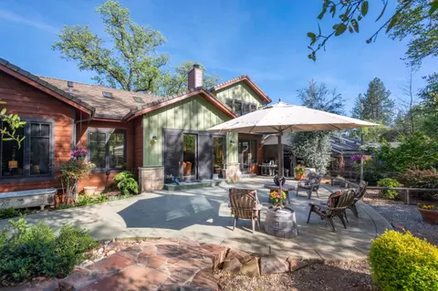 Exterior - 831 Rocky Hill Rd, Murphys, CA 95247 photo 10 of 18