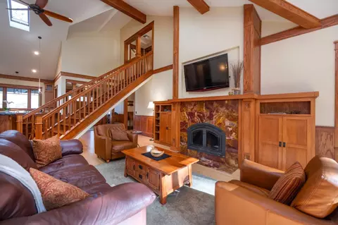 Living - 831 Rocky Hill Rd, Murphys, CA 95247 photo 2 of 4