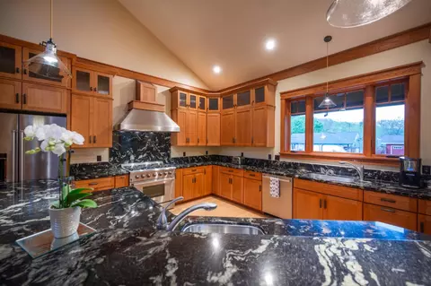 Kitchen - 831 Rocky Hill Rd, Murphys, CA 95247 photo 3 of 4