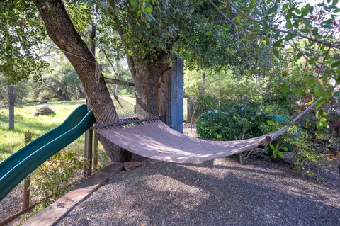 Exterior - 831 Rocky Hill Rd, Murphys, CA 95247 photo 14 of 18