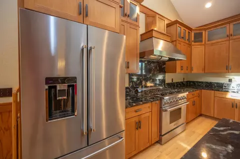 Kitchen - 831 Rocky Hill Rd, Murphys, CA 95247 photo 2 of 4