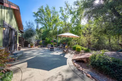 Exterior - 831 Rocky Hill Rd, Murphys, CA 95247 photo 9 of 18