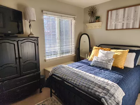 Bedroom - 2646 2646 Ozark Dr, Tracy, CA 95304 photo 4 of 6