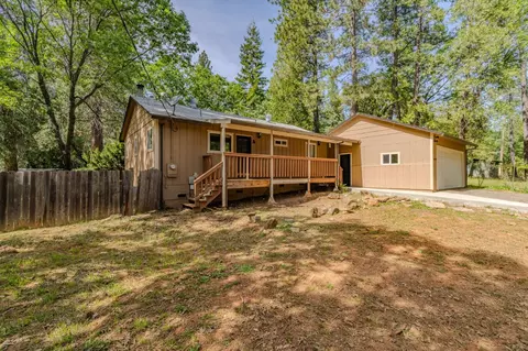 19479 Murphy Rd, Pine Grove, CA 95665