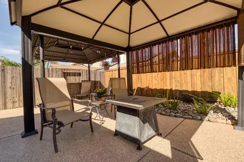 Exterior - 1981 Schaffhausen St, Manteca, CA 95337 photo 8 of 16