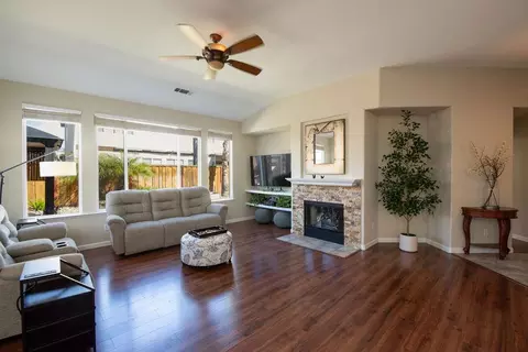 Living - 1981 Schaffhausen St, Manteca, CA 95337 photo 2 of 2