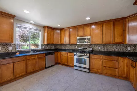 1423 Sienna Park Dr, Tracy, CA 95376 photo 8