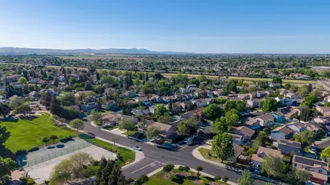 1423 Sienna Park Dr, Tracy, CA 95376 photo 43
