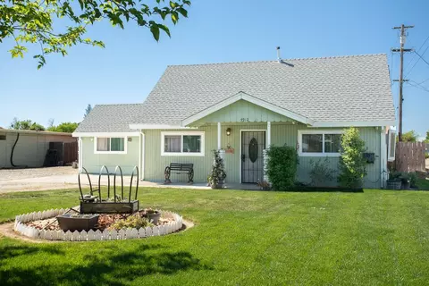 5912 Grove Ave, Marysville, CA 95901