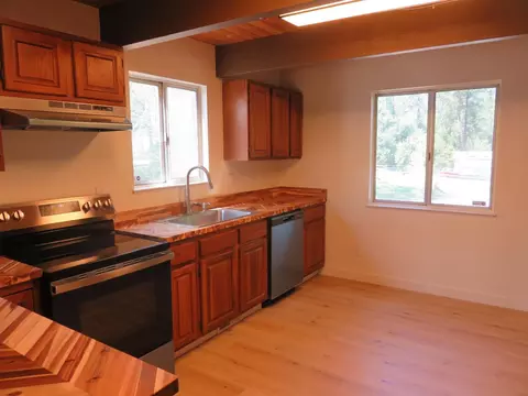 Kitchen - 190 Bald Mountain Rd, West Point, CA 95255 photo 2 of 5