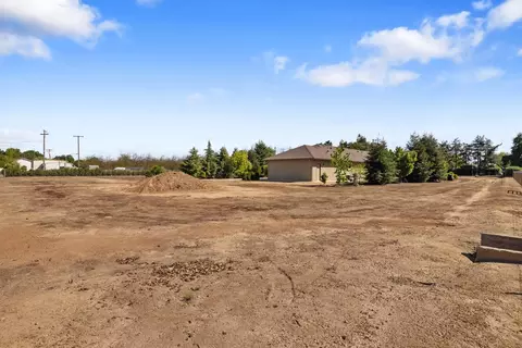 Exterior - 1255 Root Rd, Modesto, CA 95357 photo 6 of 11