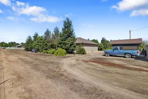 Exterior - 1255 Root Rd, Modesto, CA 95357 photo 7 of 11