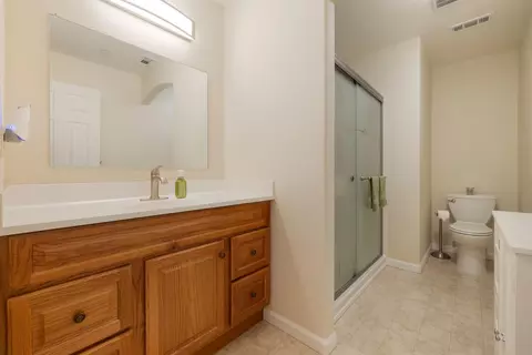 Bath - 1255 Root Rd, Modesto, CA 95357 photo 1 of 3