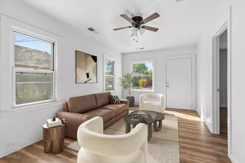 535 W Lowell Ave, Tracy, CA 95376 photo 2