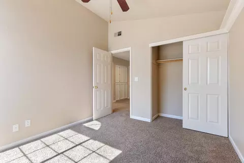 Bedroom - 2318 Heron Ct, Rocklin, CA 95765 photo 6 of 6