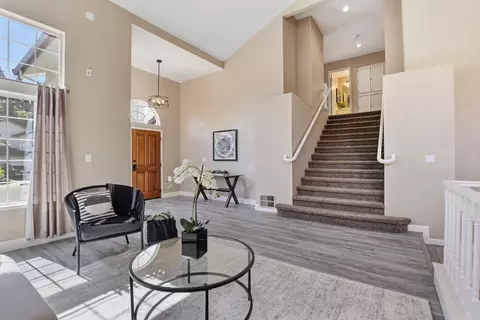 Entry Way - 2318 Heron Ct, Rocklin, CA 95765 photo 2 of 6